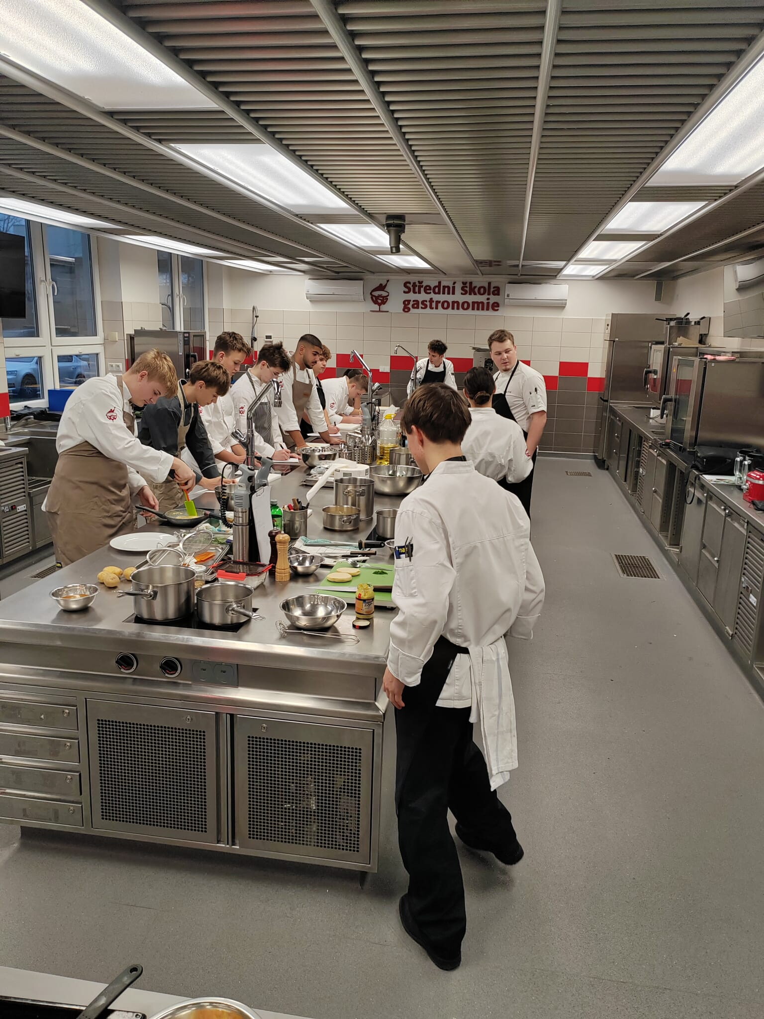 Studenti a české suroviny