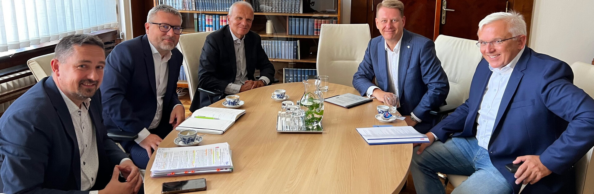 Partneři iniciativy České pole spojí síly při podpoře českých potravin ve veřejném stravování